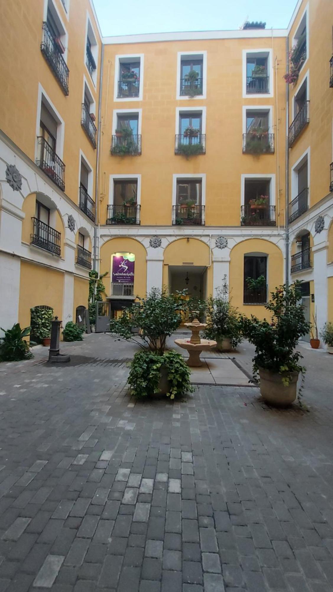 Hostal Andrea Sol Madri Exterior foto